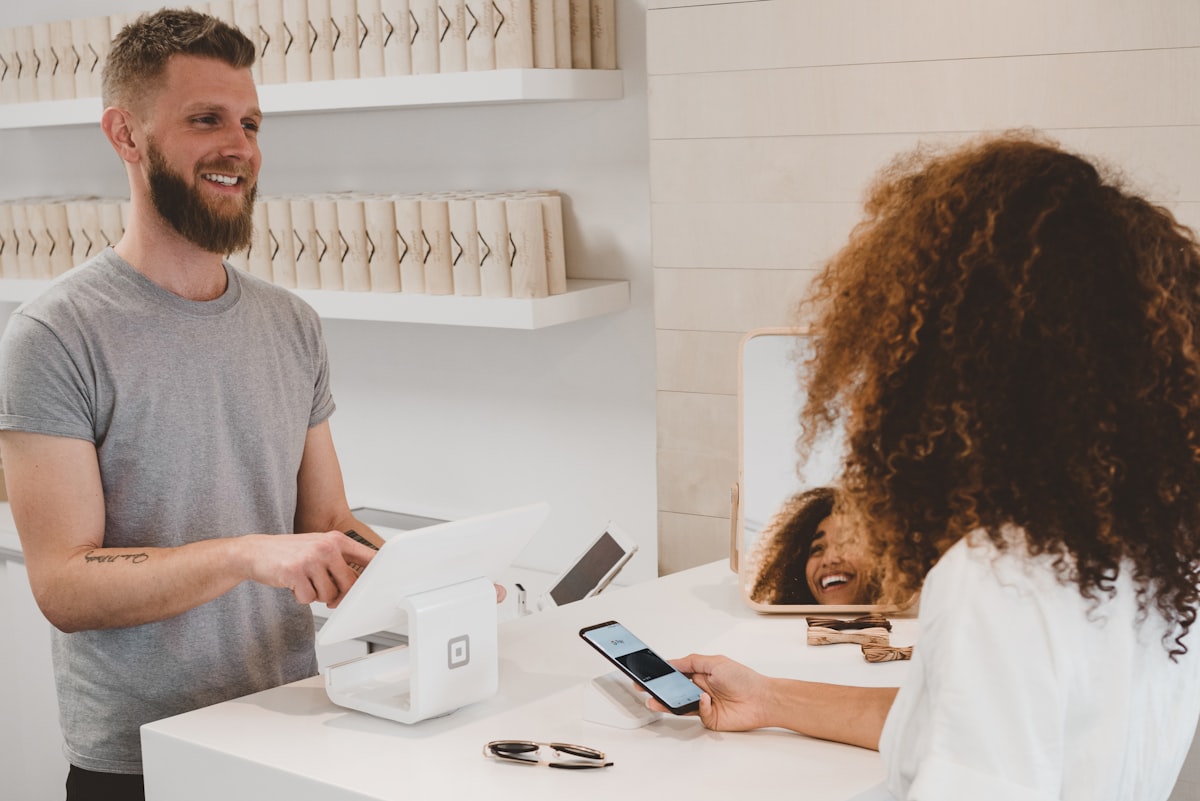 Shopper comparing prices and ratings
